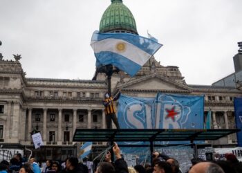LEY DE TIERRAS RURALES : «Tenemos un Poder Ejecutivo que se cree por encima de las leyes»