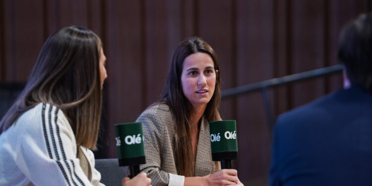 Las Leonas campeonas del mundo, en el Olé Summit: «No nos pusieron el himno y decidimos cantarlo» y el secreto de los penales