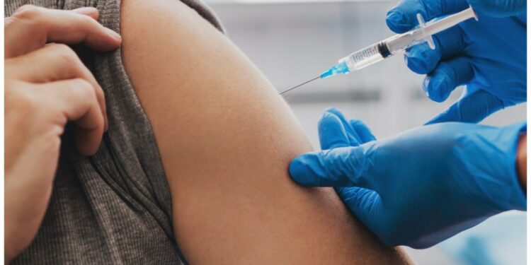 SALUD: Enfermedades respiratorias: «Lo importante para prevenir es la vacunación»