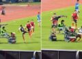 VIDEO INSÓLITO: Aplanadora de césped atropelló a futbolista que hacía entrada en calor