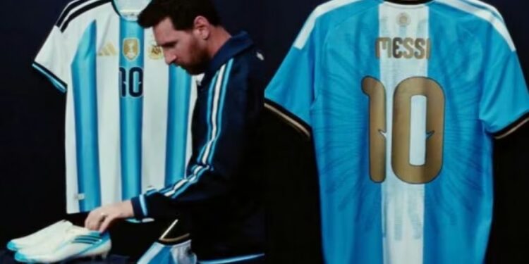 EL VIDEO: Así será la camiseta que usará Lionel Messi en su despedida de la Selección Argentina
