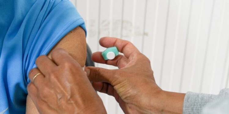 PROVINCIA: Salud Pública refuerza la campaña de vacunación contra el Dengue