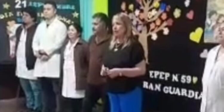 «Es Gildo Insfrán, por supuesto»: denunciaron un nuevo caso de adoctrinamiento político en escuelas de Formosa