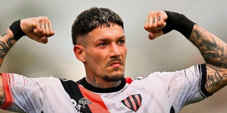 Chacarita, cada vez más complicado: Patronato goleó y se alejó del descenso