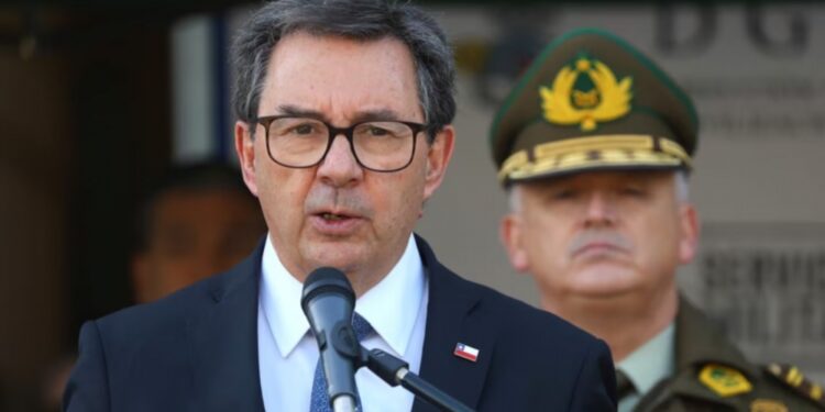 SOBERANÍA: Malvinas: el ministro de Defensa de Chile respaldó el reclamo argentino
