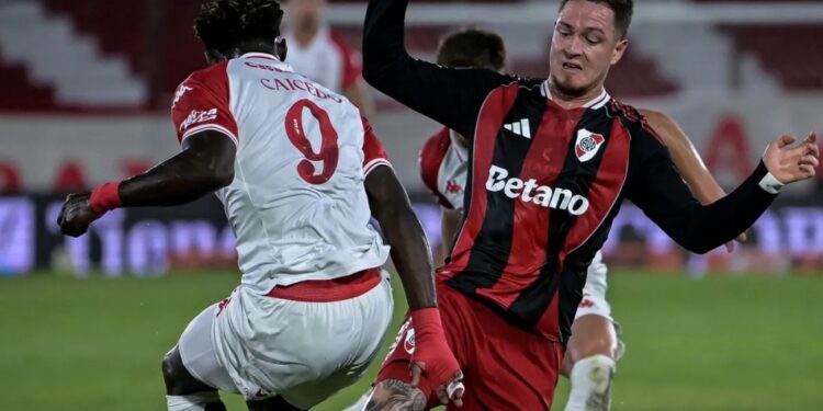 CLAUSURA 2026: River buscará su cuarto triunfo consecutivo ante Huracán