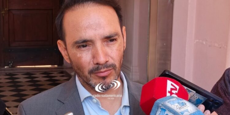 PARÍS: Valdés en el Argentina Week: «En Corrientes tenemos lo que el mundo necesita»