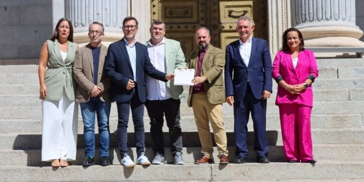 PSOE y Sumar registran una ley para regular la Criminología, reconocer sus funciones y ordenar el acceso a la profesión