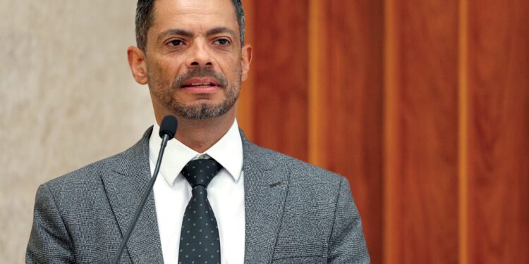 Carlo Díaz solicita oficialmente continuar cuatro años más como fiscal general de Costa Rica y Corte Plena propone votar su reelección el 19 de octubre