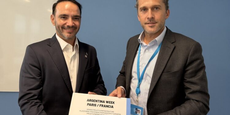 VIAJE A FRANCIA : Argentina Week en París: Valdés inició reuniones para atraer inversiones