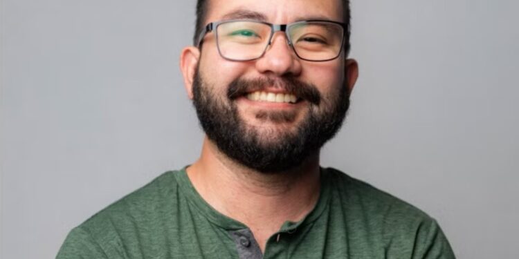 Asesinaron a un ingeniero del New York Times: detuvieron a sus suegros y revelaron detalles de un divorcio escandaloso