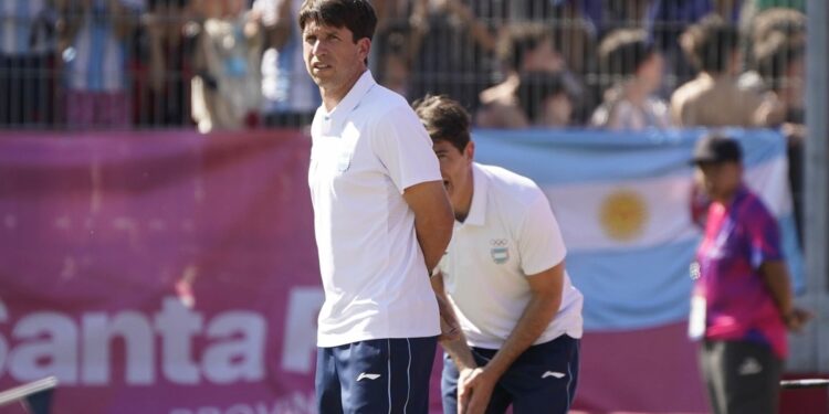 Diego Placente, tras la derrota en la final de los Juegos Suramericanos: «Que sepan que lo más importante es dejar todo»