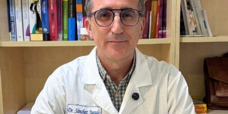 Pedro Manuel Sánchez, geriatra: “Tener un propósito de vida hace que haya menos activación del estrés y disminuye la inflamación crónica de bajo grado”
