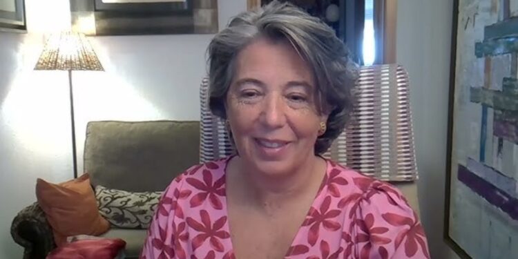 Pino Bethencourt sufre la falta de fármacos de terapia hormonal para la menopausia: «Si esto estuviera pasando al género masculino, ya estaría arregladísimo»