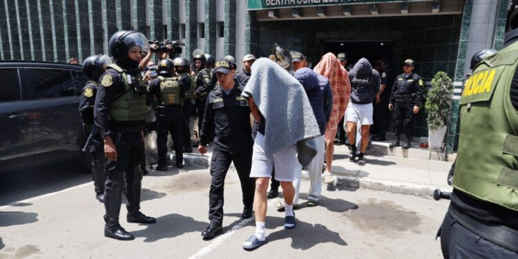 Caso Liceo Naval: abogado de la víctima releva en qué mes serían sentenciados adolescentes denunciados por agresión sexual