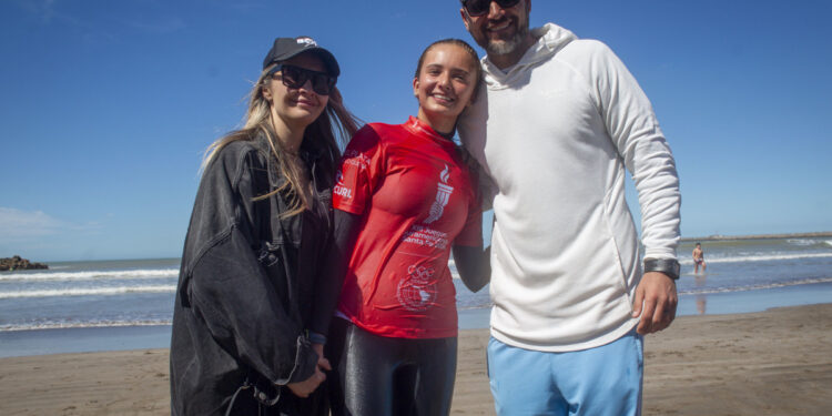 El orgullo de Isabella Assmann, hija del ex arquero, tras el oro en los Juegos Suramericanos: «Llegué gracias a mi familia»