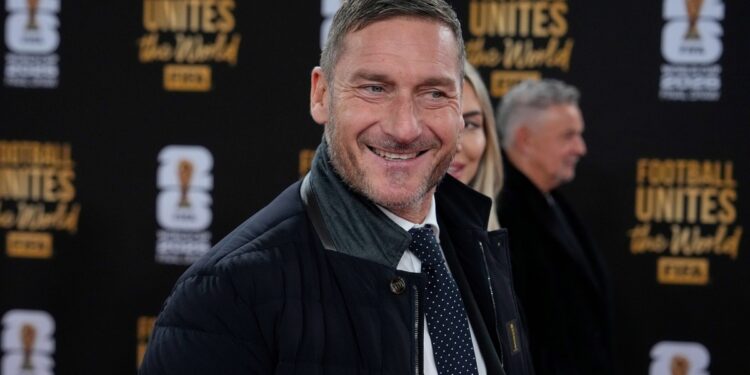La confesión de Francesco Totti: tuvo ofertas a los 48 años y no volvió por amor a la Roma
