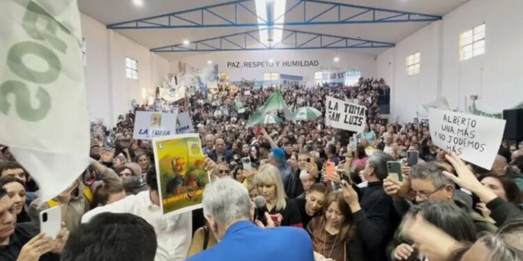 «Una más y no jodemos más»: pelea familiar, tipografía de Malvinas y operativo clamor para un exgobernador peronista