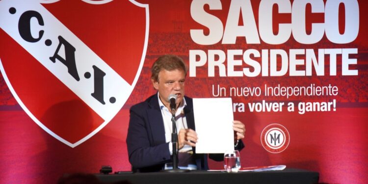 El compromiso que Quique Sacco firmó ante escribano: «Independiente no será una SAD»