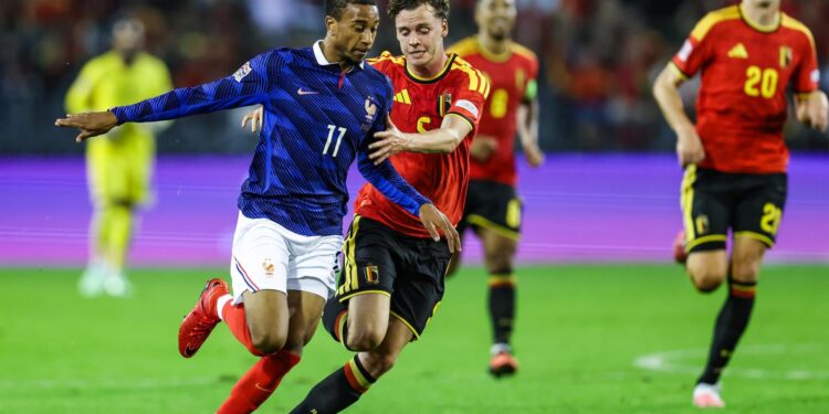 (Crónica) Olise desatasca a Francia ante Bélgica e Italia renace en Turquía