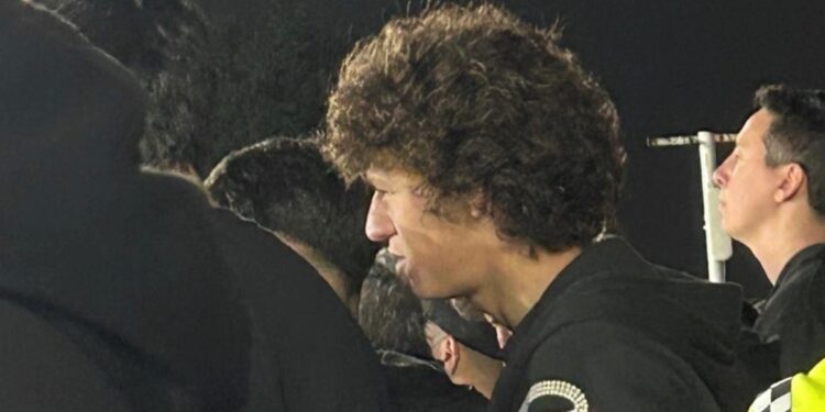 Jagger Herrera, presente para alentar a sus ex compañeros en el River-Boca de Reserva