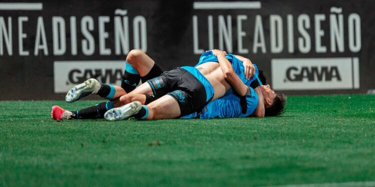 Video: el golazo con el que Belgrano le empató sobre el final a Talleres en el clásico de Reserva