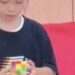 Una nena de 6 años se convierte en la más rápida del mundo en resolver el Cubo de Rubik