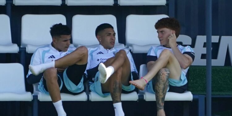 De Boca Predio a la AFA, tres generaciones unidas por la Selección y dos grandes ausentes