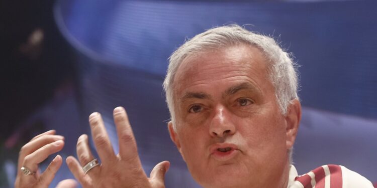 José Mourinho reveló cuál es su plato favorito y no es el típico de Portugal: «No puedo decir bacalao, como todos los portugueses, así que tengo que decir filete de wagyu, que me gusta mucho»