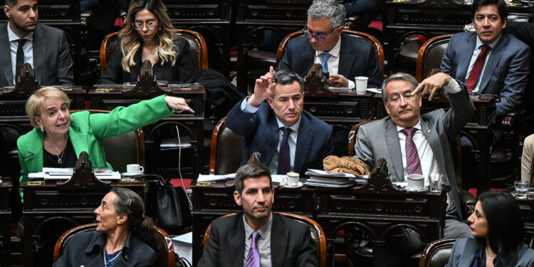 Giro total del Gobierno en el nuevo proyecto de Discapacidad: revierte lo previsto en el Presupuesto y busca apoyos para aprobarlo
