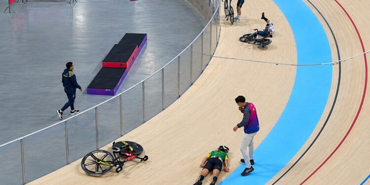 Video: el tremendo choque en ciclismo pista de los Juegos Suramericanos