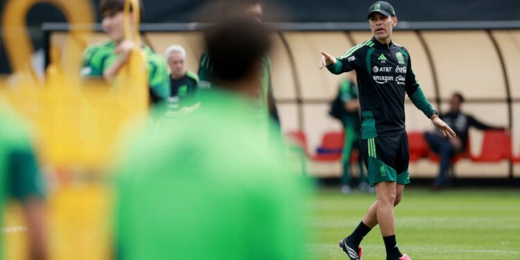 Esta sería la alineación titular de México para enfrentar a Colombia en el debut de Rafa Márquez