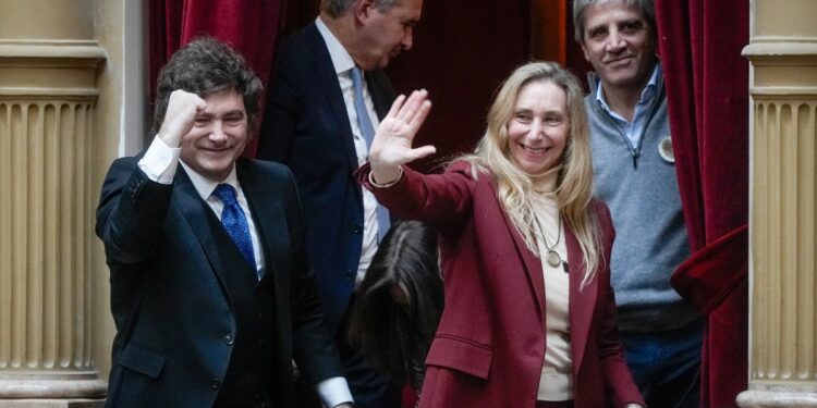 El desafío libertario de cruzar el “desierto económico” camino al 2027