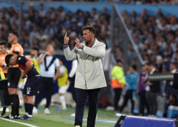 Diego Dabove renunció tras la caída ante Vélez: los números que dejó su ciclo