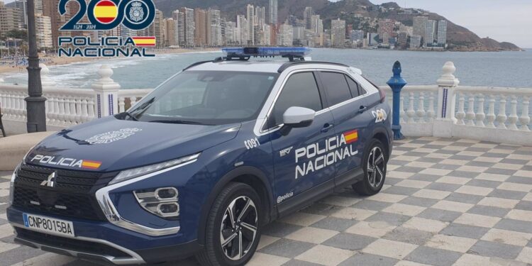 Posible crimen machista en Benidorm: la policía investiga el asesinato de una mujer en Alicante