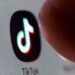 TikTok aceptó limitar el tiempo de uso en los adolescentes y acordó pagar una cifra millonaria  para evitar el juicio