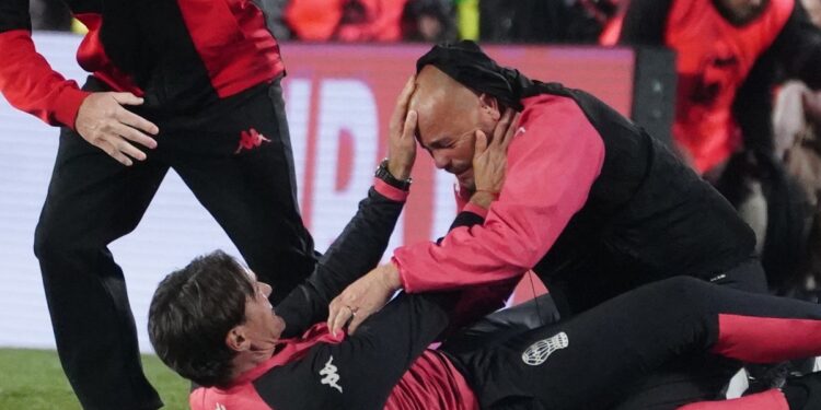 Diego Martínez y un Huracán que todo lo puede: victorias clásicas y la racha en el Monumental