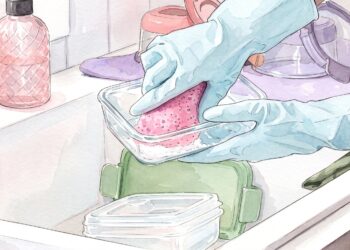Cómo limpiar correctamente los recipientes de plástico reutilizables para evitar la contaminación de los alimentos