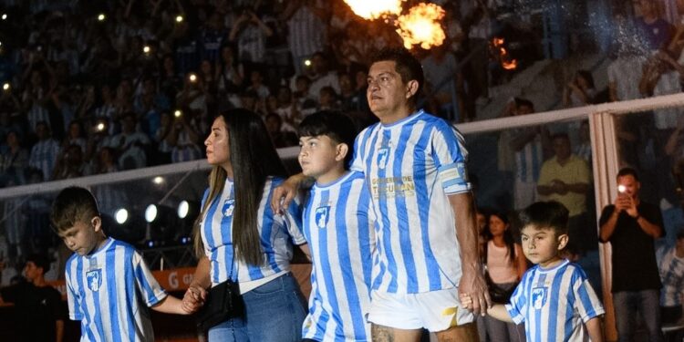La despedida del Pulga Rodríguez: su último baile con la gente de Atlético Tucumán