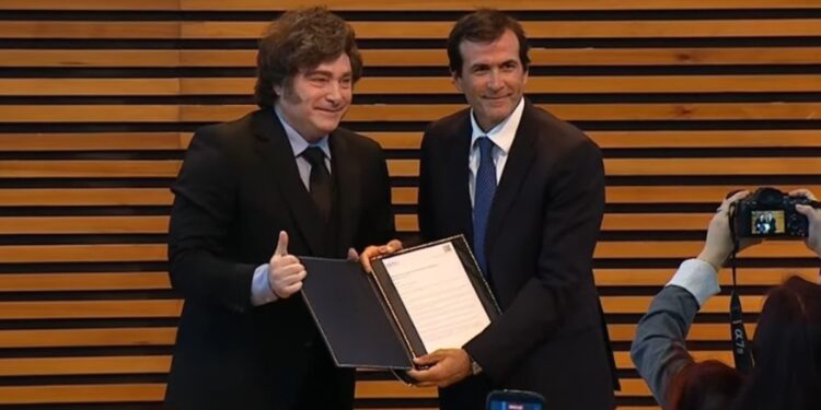 «Gracias, Centauro»: Milei nombró embajador del deporte al polista Adolfo Cambiaso
