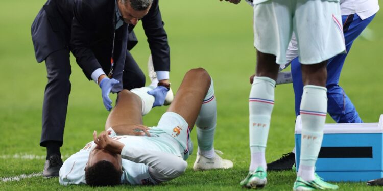 El parte médico de Mbappé: «Lesión tendinosa» y afuera de lo que queda de fecha FIFA