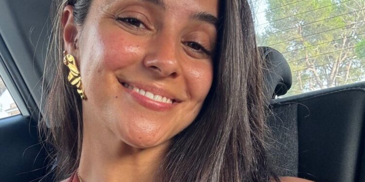 Marta García, experta en finanzas: «Los mayores de 23 años que vivan con sus padres pueden solicitar el Ingreso Mínimo Vital»