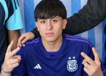 Un joven de 17 años fue asesinado a puñaladas cuando festejaba el Día del Estudiante: «Por favor, no lo dejen morir»