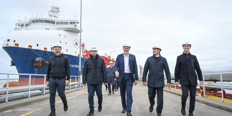 Intendentes peronistas se reunieron en Bahía Blanca y renovaron el reclamo contra la quita de subsidios por Zonas Frías