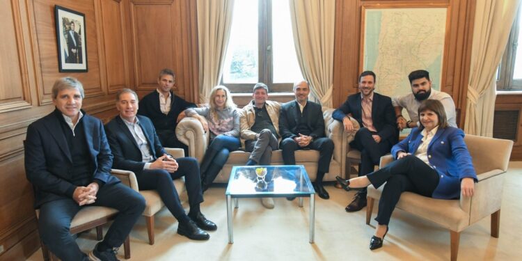 Reforma electoral: el Gobierno sigue negociando pero apuesta a tratar la suspensión de las PASO antes de fin de año