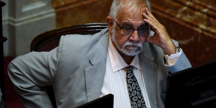 Hallaron muerto al senador libertario Juan Carlos Pagotto en su casa de La Rioja: tenía 74 años