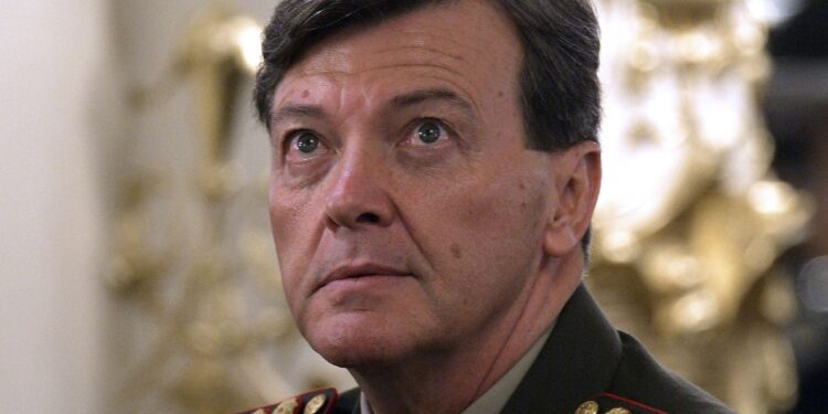 César Milani, un general ambicioso que siempre soslayó explicaciones sobre su pasado