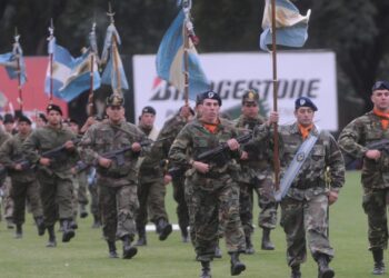 Polémica en el Ejército: denuncian descuentos compulsivos a soldados por $ 1.000 millones para financiar revistas que no se distribuyen