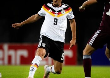 La joya con nacionalidad argentina que metió un hat trick para la Sub 21 de Alemania y aún no eligió camiseta mayor