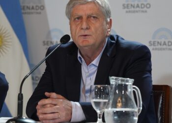 Entrevista a Sergio Ziliotto tras el decreto de Milei que le saca las regalías a La Pampa: «La causa de los ríos nos une, no hay grieta»